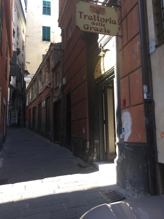 Le Grazie Maisons Genova Exteriör bild